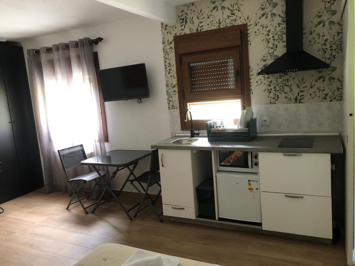 Hostal-Restaurante Fogon De Gredos Guisando Extérieur photo