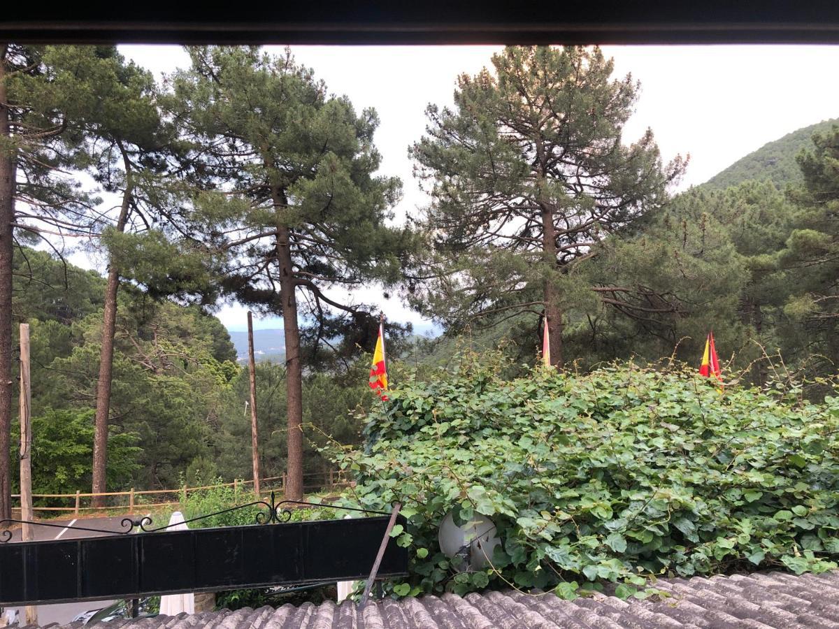 Hostal-Restaurante Fogon De Gredos Guisando Extérieur photo