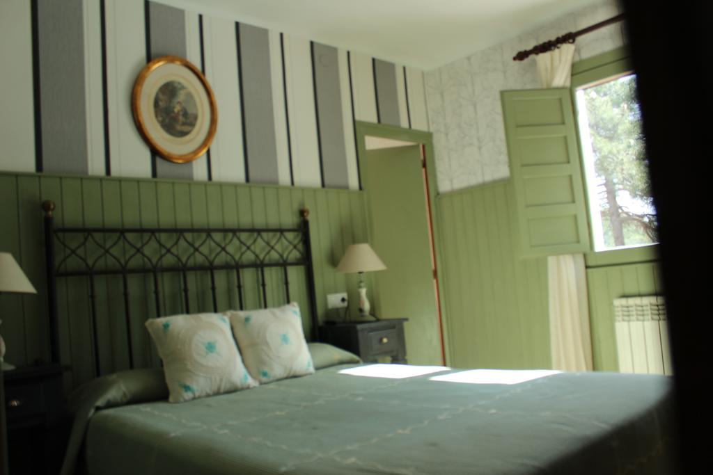 Hostal-Restaurante Fogon De Gredos Guisando Extérieur photo